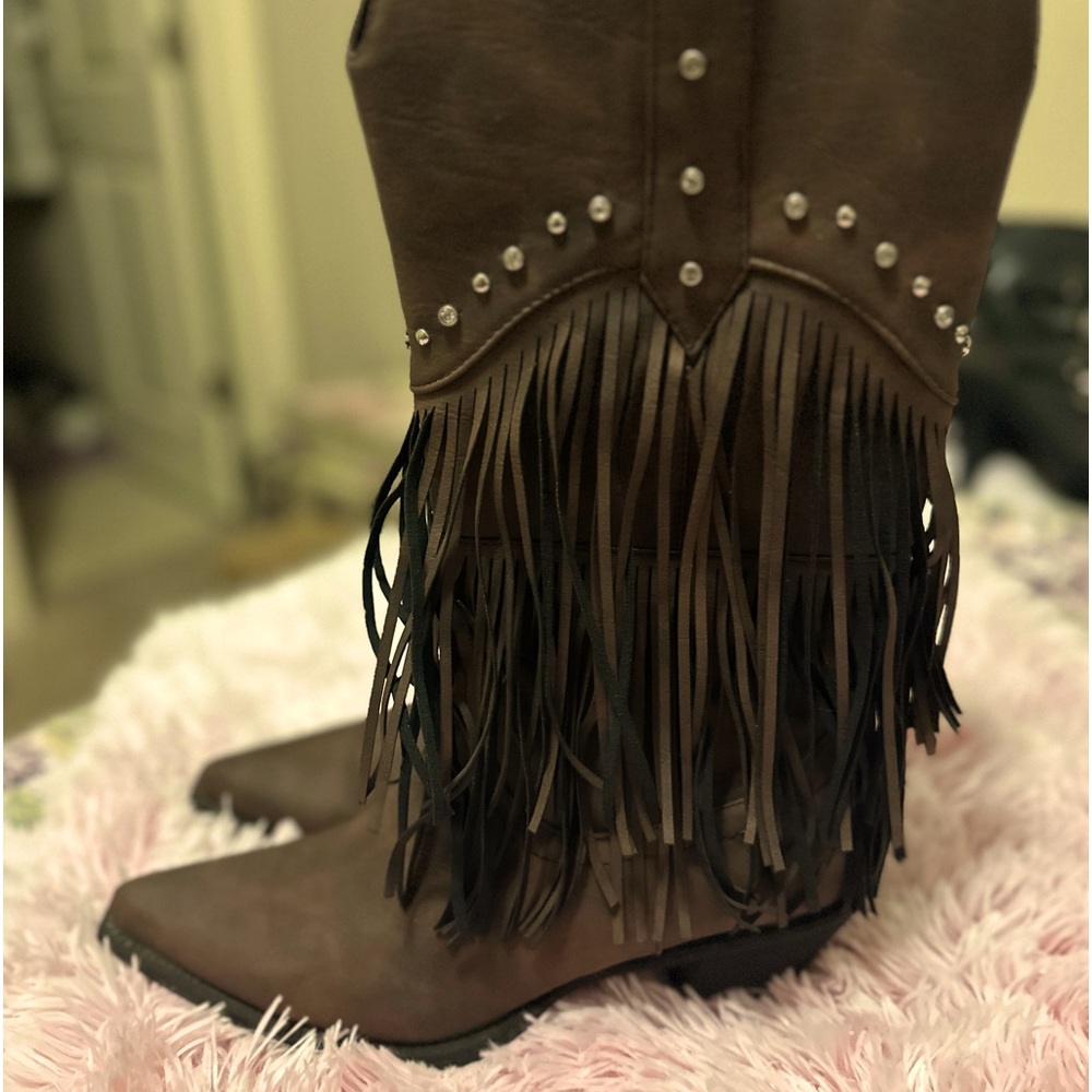 Roper women’s size 9 fringe boot